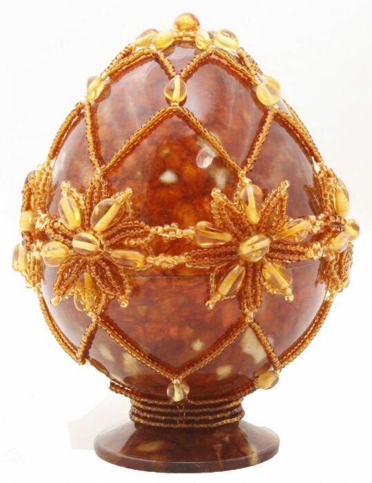 Easter egg made of amber "Summer"