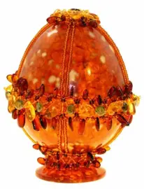 Яйцо пасхальное из янтаря "Венец"