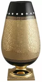 Ваза черная с золотом