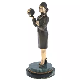 Статуэтка из бронзы "Стюардесса"