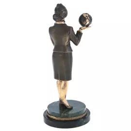 Статуэтка из бронзы "Стюардесса"