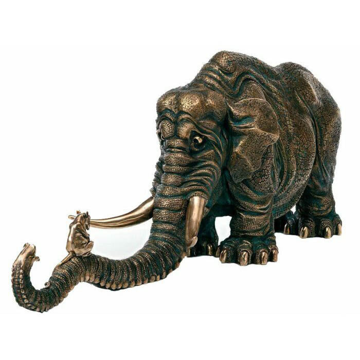 The author's bronze sculpture "Elephant"