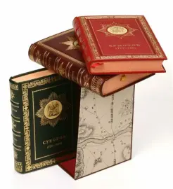 Книги в кожаном переплёте "Великие русские полководцы. Суворов. Кутузов. Ермолов" в 3-х томах  Книги в кожаном переплёте "Великие русские полководцы. Суворов. Кутузов. Ермолов" в 3-х томах