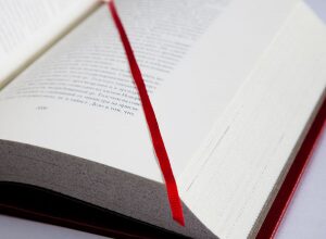Книга в кожаном переплёте "Вопросы жизни" Н.И.Пирогов