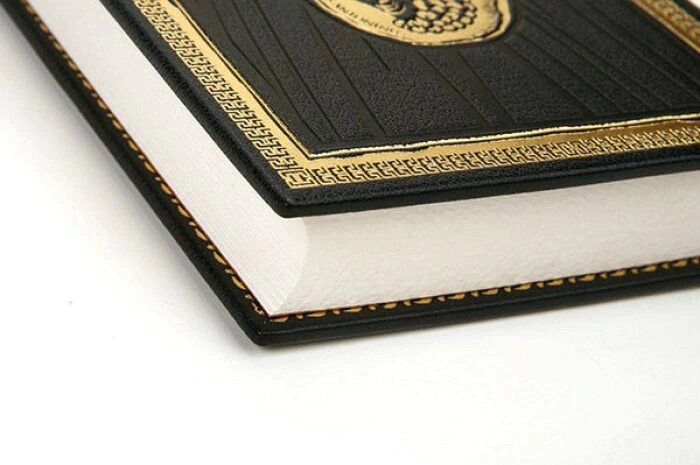A leather-bound book "Alone with myself. Reflections" by Marcus Aurelius