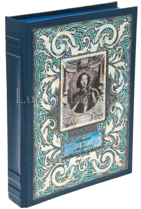 Подарочная книга "Symbola et emblemata" в коробе
