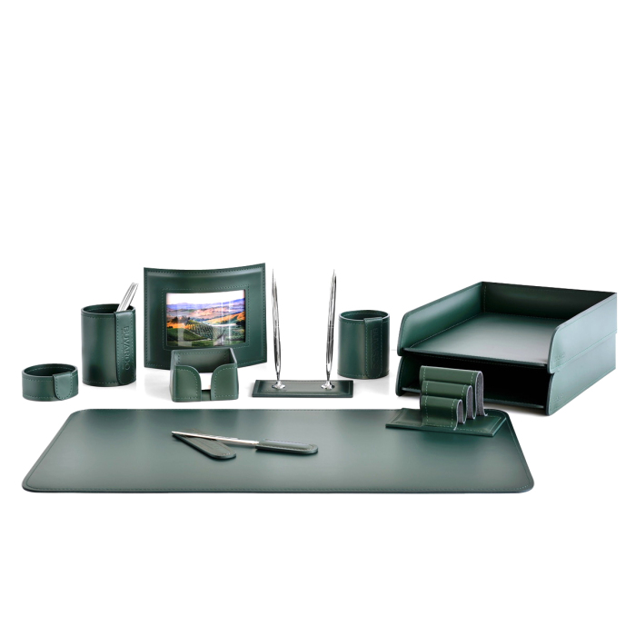 Table set "Business Cuoietto" green, 11 items