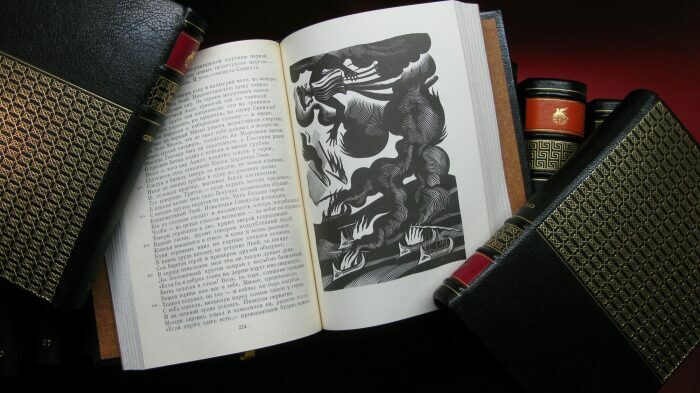 Gift books "Library of World Literature" (200 books)