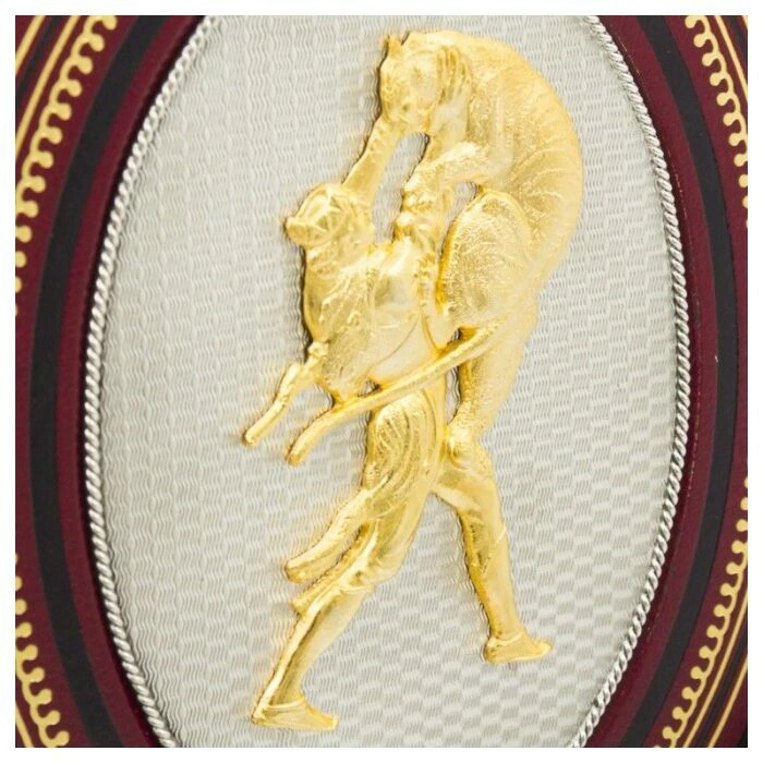Leather-bound gift book "Knight in Tiger skin"