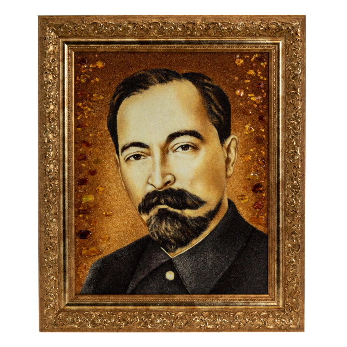 Портрет Дзержинского из янтаря