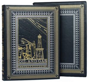 Подарочная книга в кожаном переплете "Нефть и газ." (на английском языке)