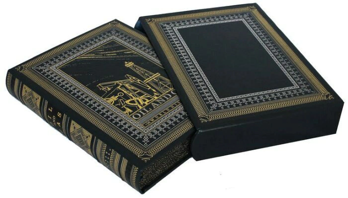 Leather-bound gift book "Oil and Gas." (in English)