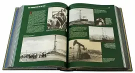 Подарочная книга в кожаном переплете "Нефть и газ" на английском языке