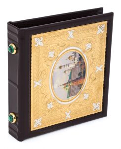 Leather business card holder with gold-plated insert "Moscow Kremlin" Zlatoust