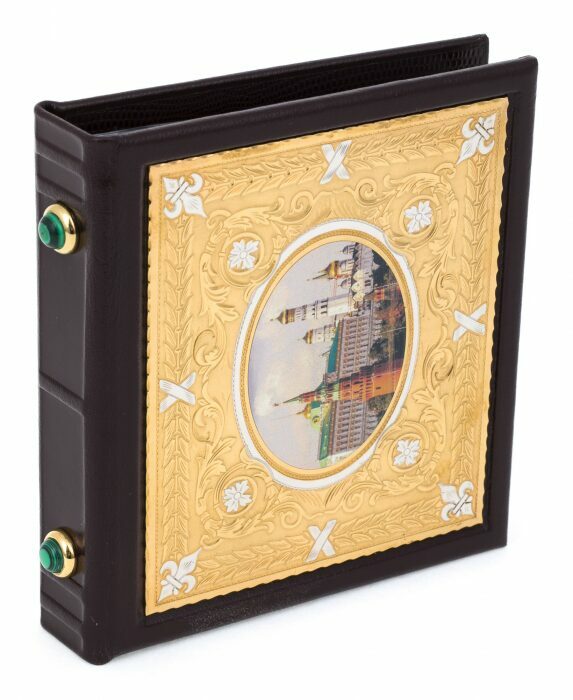 Leather business card holder with gold-plated insert "Moscow Kremlin" Zlatoust