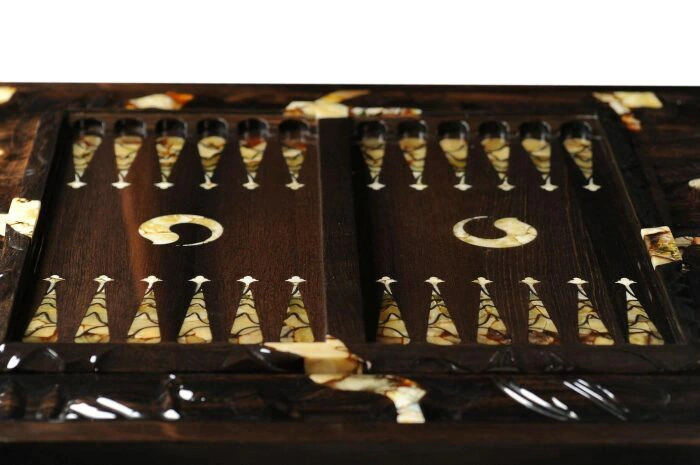 Set for playing backgammon "Dragon" with amber inlay