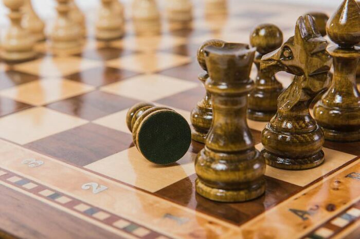 Chess made of beech "Tournament-3" small, inlaid