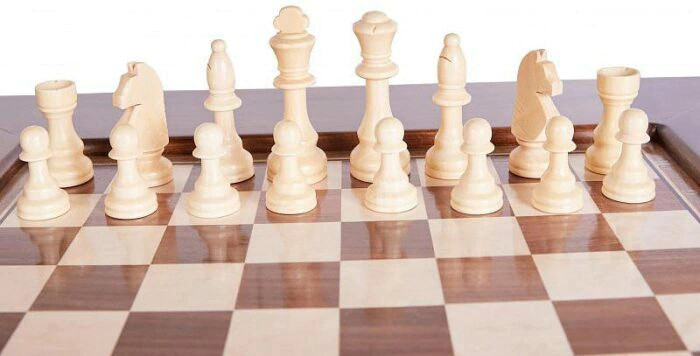Classic beech chess table with carved stools