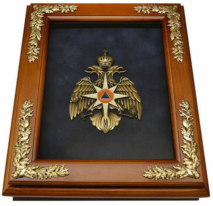 Housekeeper "Emblem of the Ministry of Emergency Situations of Russia"