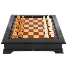 Шахматы из бивня мамонта "Синдбад-мореход" Шахматы из бивня мамонта "Синдбад-мореход"