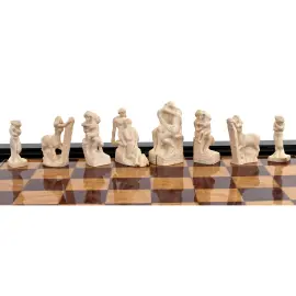 Шахматы из бивня мамонта "Страсти по Родену" Шахматы из бивня мамонта "Страсти по Родену"