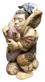 Сувенир из бивня мамонта "Большой улов"