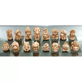 Шахматы из бивня мамонта "Алиса в стране чудес"