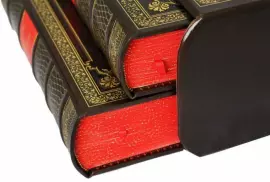 Подарочные книги в кожаном переплете "Настольная книга для русских сельских хозяев" в 2 томах