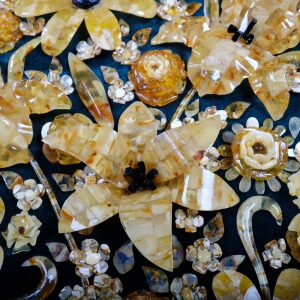 Decorative panel made of amber "Flower vase"