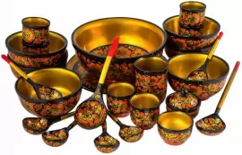 A set for fish soup (25 items) of Khokhloma