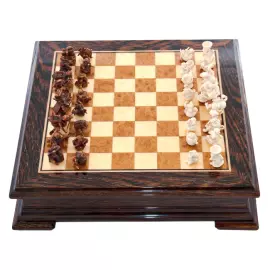 Шахматы из бивня мамонта "Набор домохозяйки"