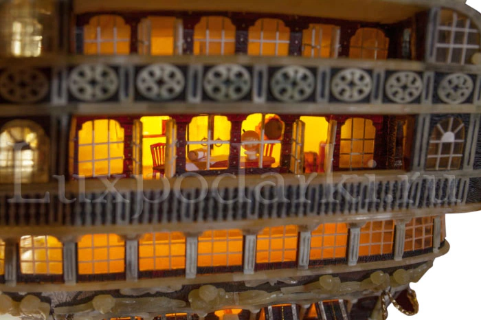 Amber ship "Royal William" (scale model)