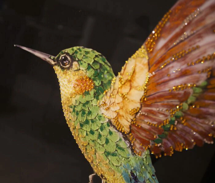 Painting "Hummingbird" on the mirror (Swarovski)