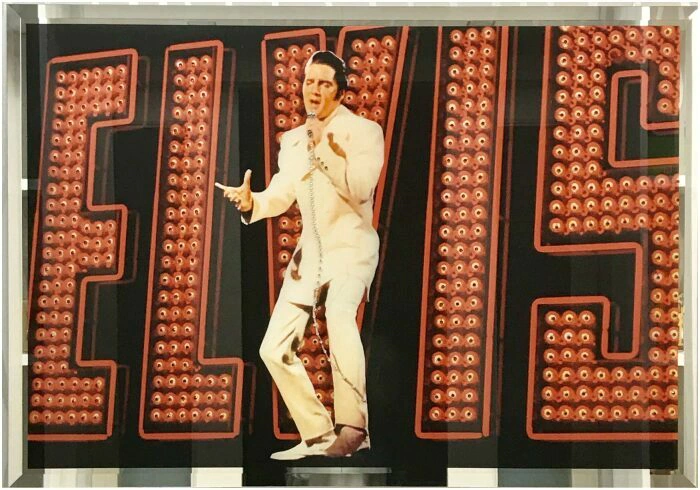 The painting "Elvis" on the mirror (Swarovski)