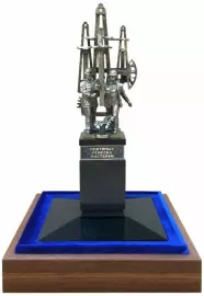 Статуэтка "Нефтяных ремесел мастерам"