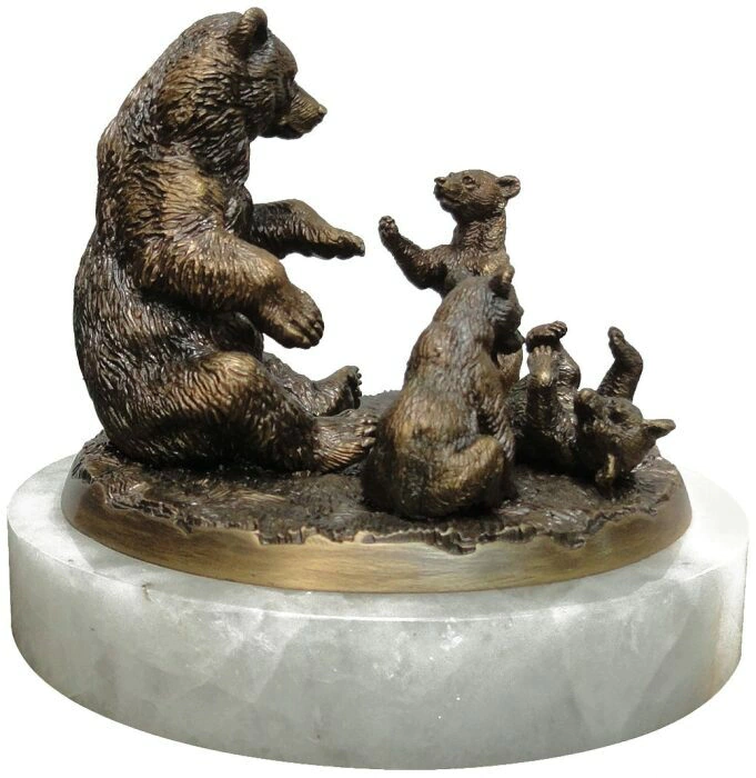 The statuette "The Bear with cubs"