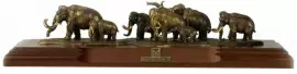 Статуэтка "Мамонты - в пути"