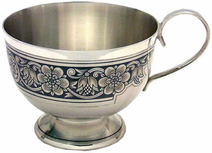 Чашка чайная из серебра "Цветы"