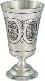 Рюмка из серебра "Бутон"