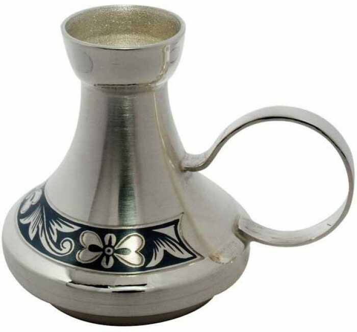 Подсвечник из серебра для церковной свечи