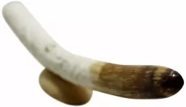 Композиция из бивня мамонта "Карпы и лотос"