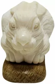 Скульптура из бивня мамонта "Зайчик"