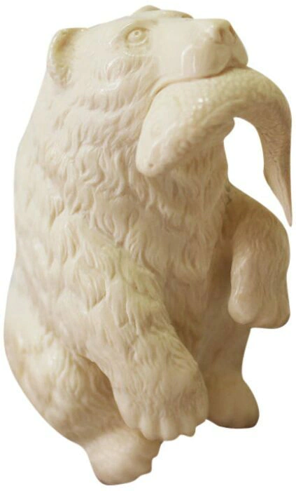 Mammoth tusk sculpture "Bear with fish"