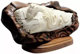 Композиция из бивня мамонта "Небесный дракон"