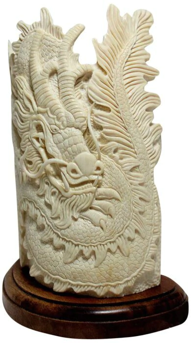 The composition of the mammoth tusk "Guardian of the World"