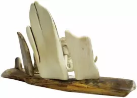 Композиция из бивня мамонта "Долгий путь"