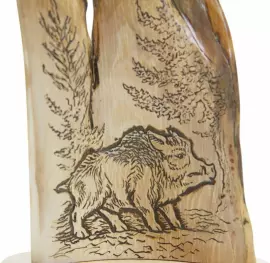 Композиция из бивня мамонта "Лесной кабан"