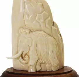 Композиция из бивня мамонта "Отшельник"