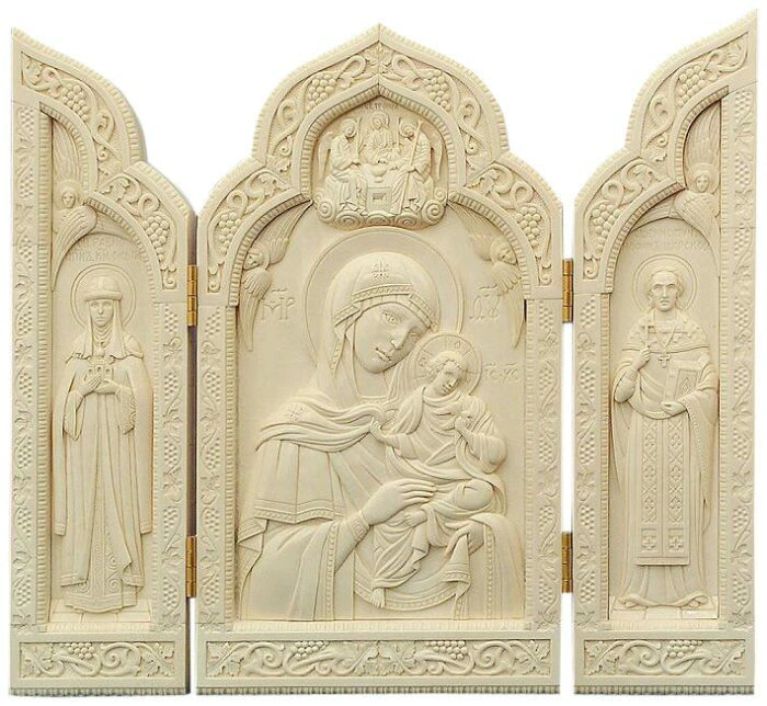 The icon-fold of the mammoth tusk "The Virgin"