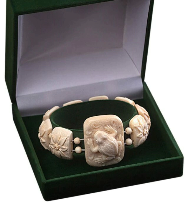 Bracelet made of mammoth tusk "Frog"